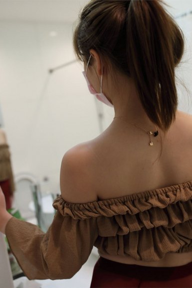 华北水利水电大学材料学院“情暖环卫工”实践队:夏日送清凉_华体(中国)(图2) 华体(中国)